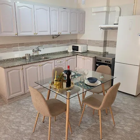 Gold Oasis Apartment