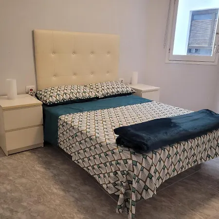 Gold Oasis Apartment